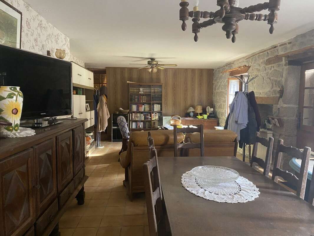 Maison à L&#039;EGLISE-AUX-BOIS