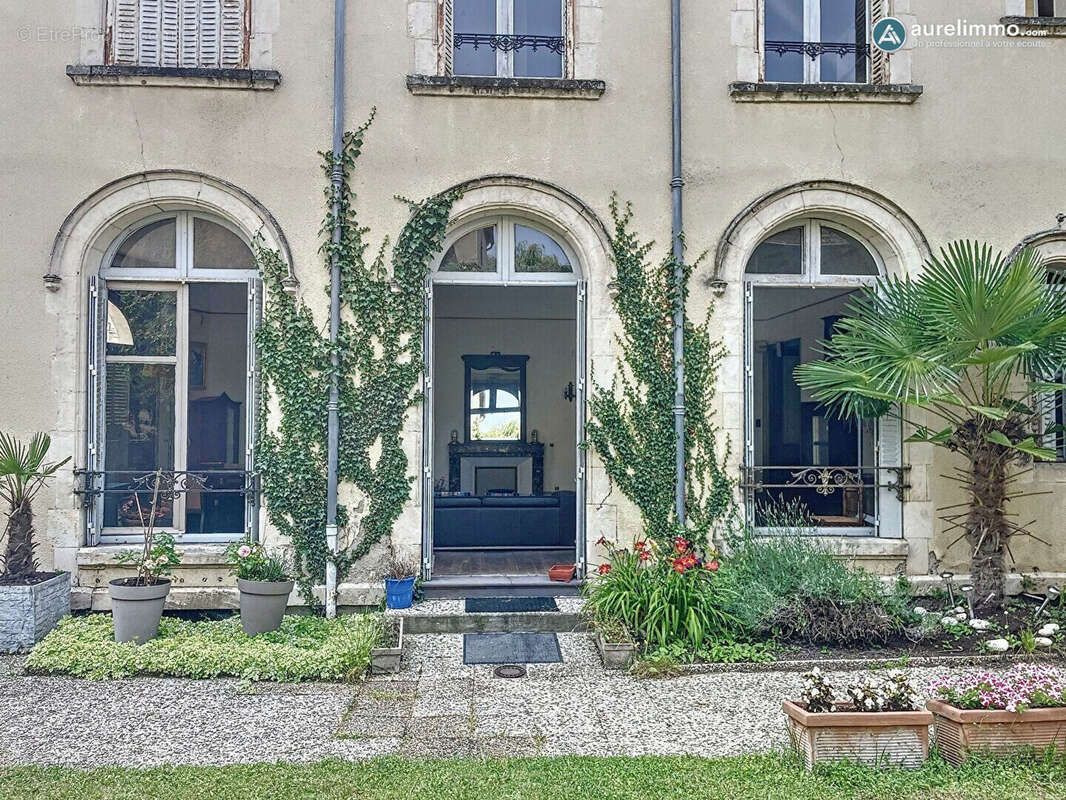 Appartement à NERIS-LES-BAINS