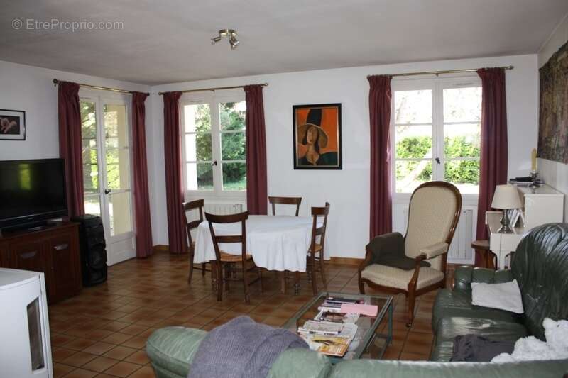 Maison à CUISERY