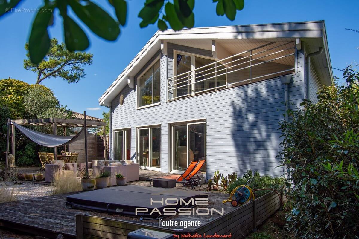 Maison à SAINT-GEORGES-DE-DIDONNE