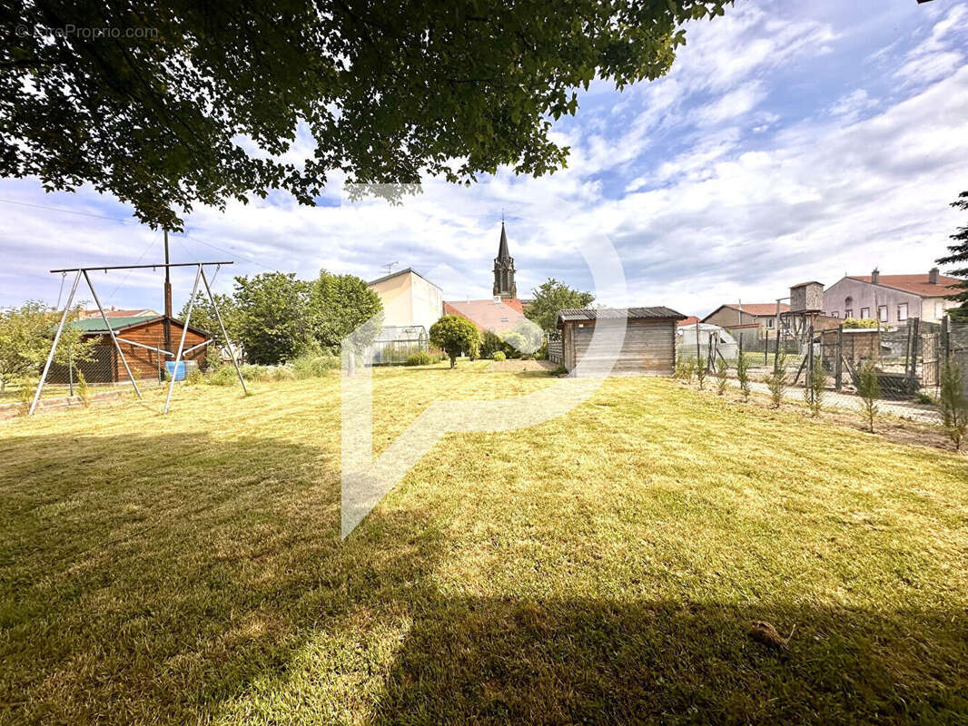 Maison à THIEBAUMENIL