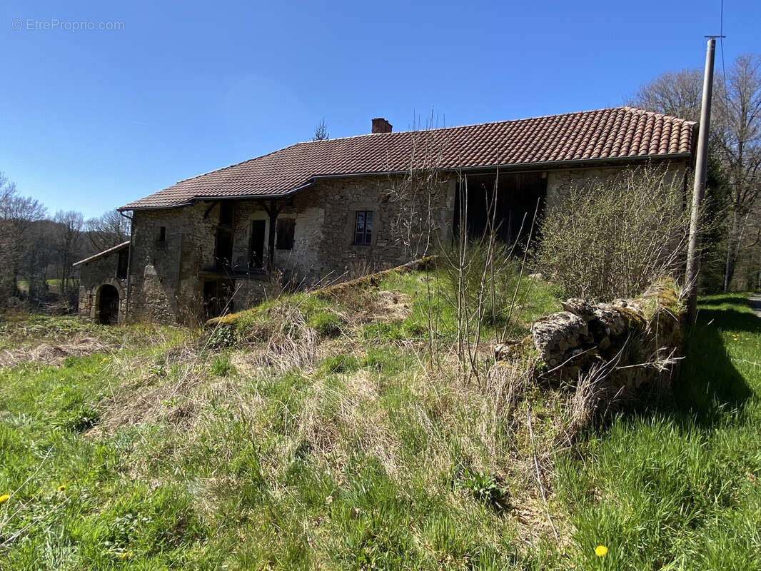 Maison à GORSES