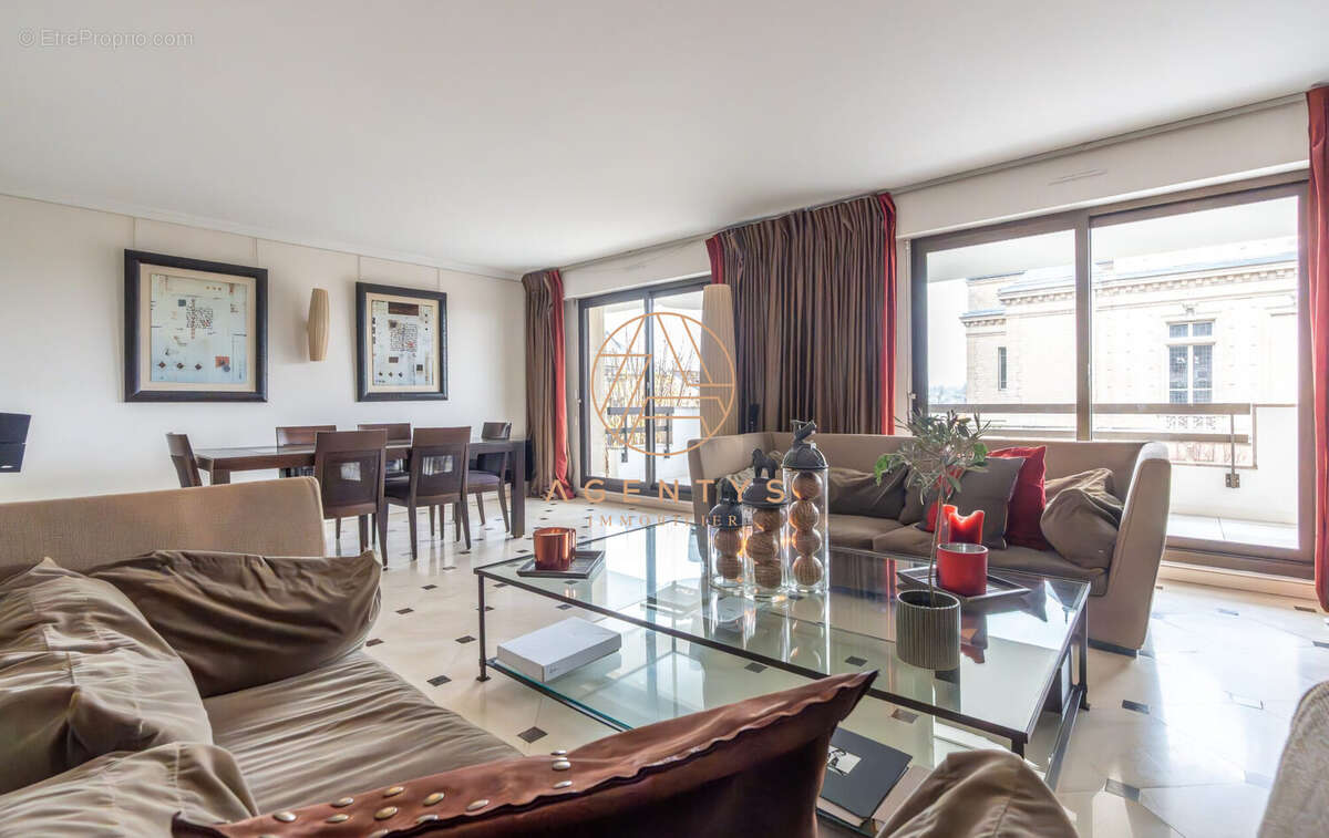 Appartement à LE PERREUX-SUR-MARNE