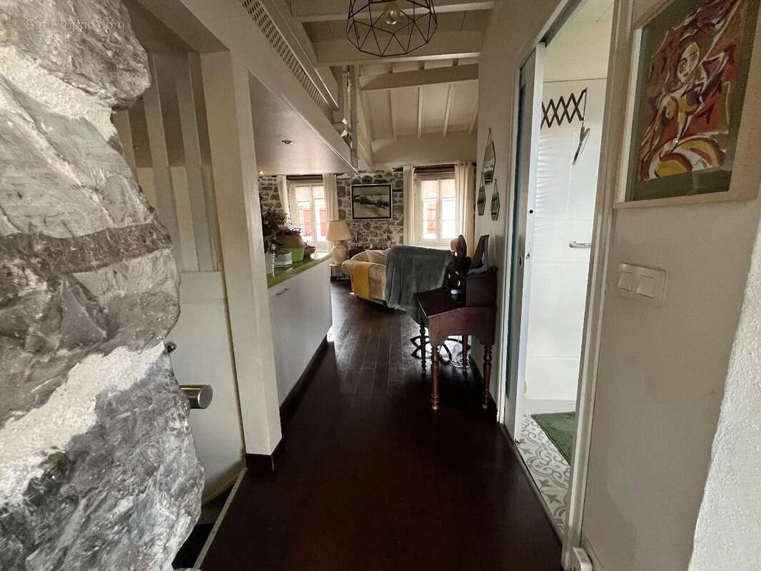 Appartement à URRUGNE