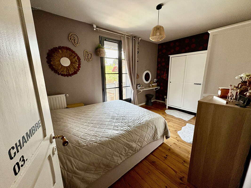 Maison rénovée avec piscine ? Proche Oloron - photo 4