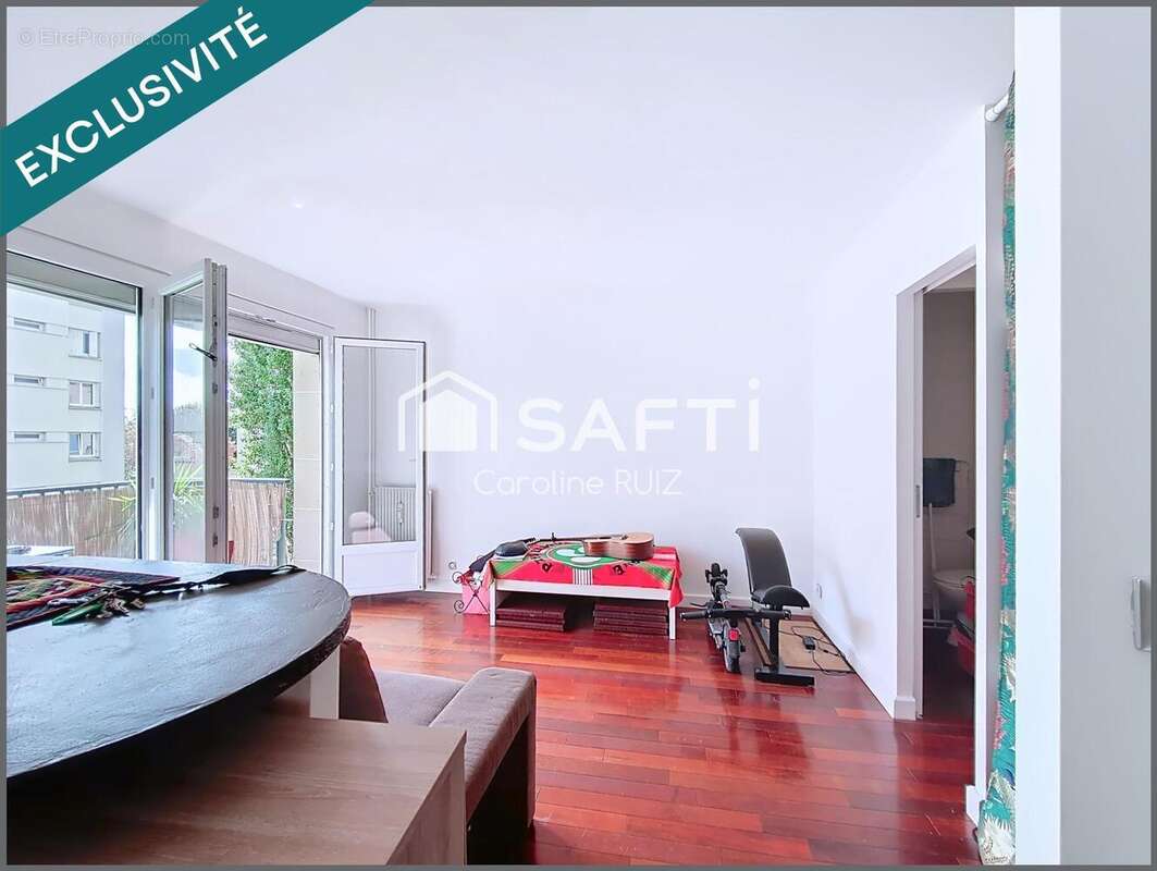 Photo 2 - Appartement à SAINT-MAUR-DES-FOSSES