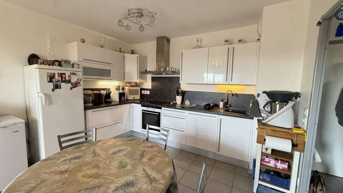 Appartement à ROQUEBRUNE-SUR-ARGENS