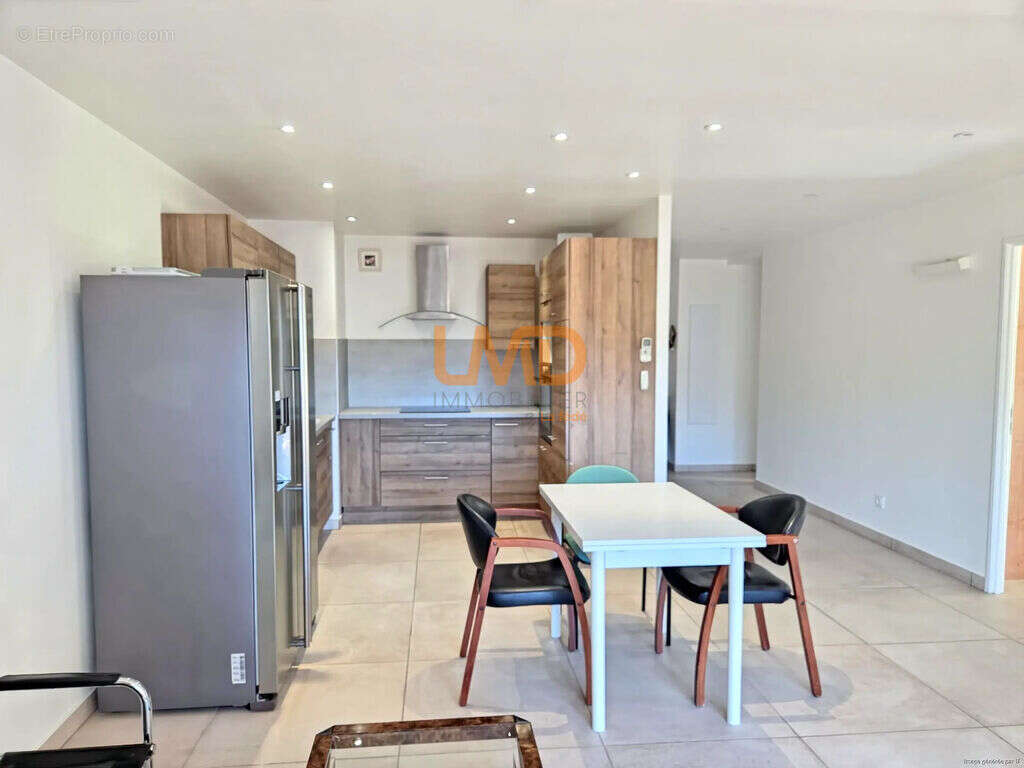 Appartement rénové proche centre ville et port - photo 7