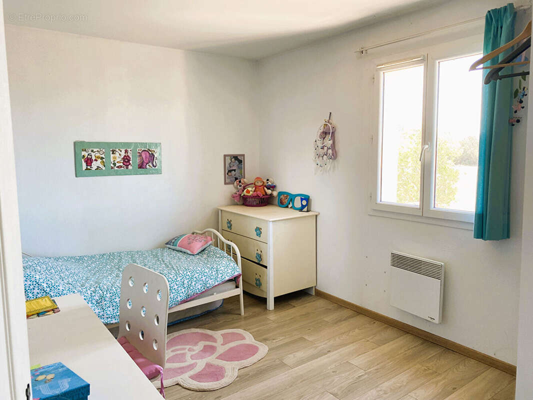 Maison à VINON-SUR-VERDON