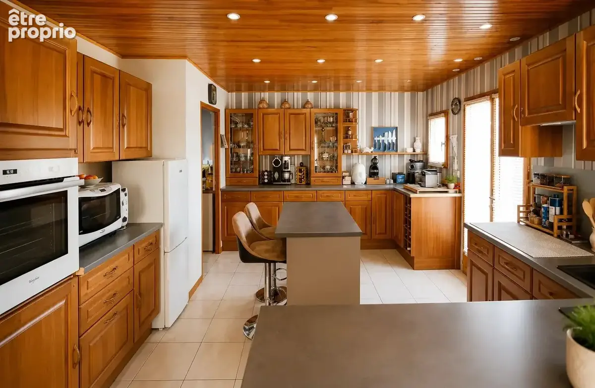 Maison 6 Pièces - Le muy Proche du centre et des Commerces au calme - photo 3