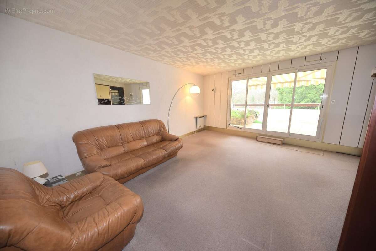Appartement à COUBRON