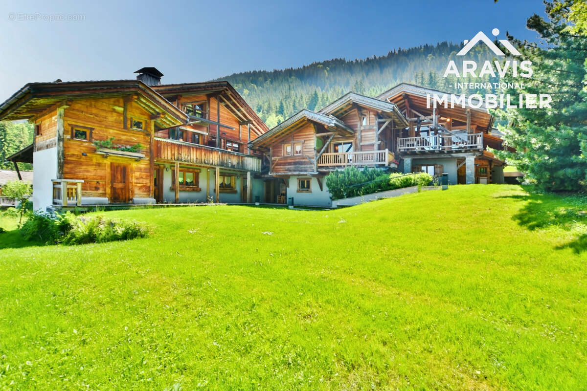 Maison à ARACHES-LA-FRASSE