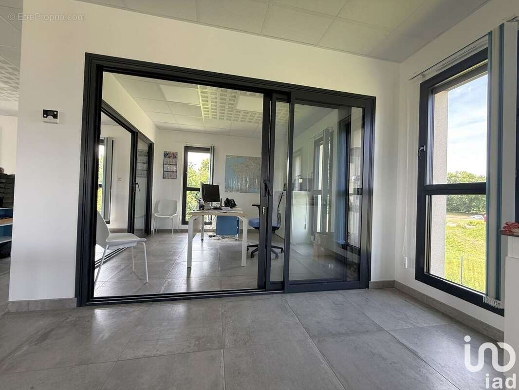 Photo 6 - Commerce à LIEUREY