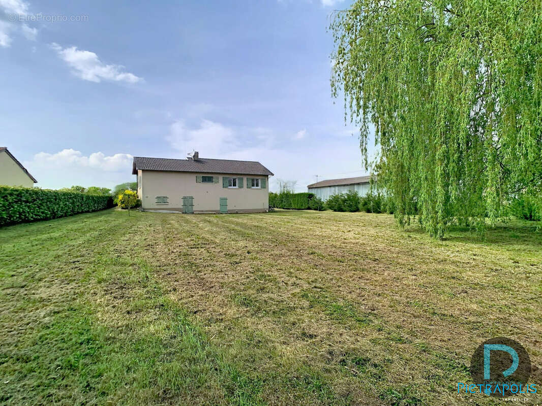 Maison à SAINT-JEAN-SUR-VEYLE