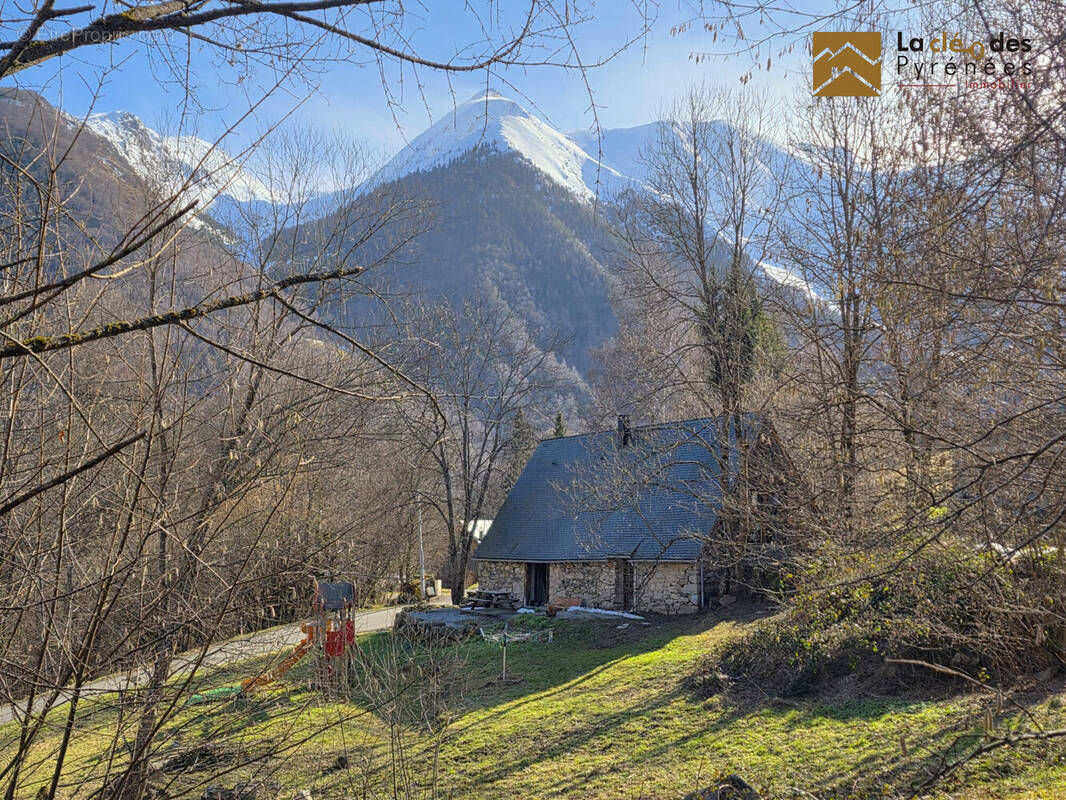 Maison à ESTAING