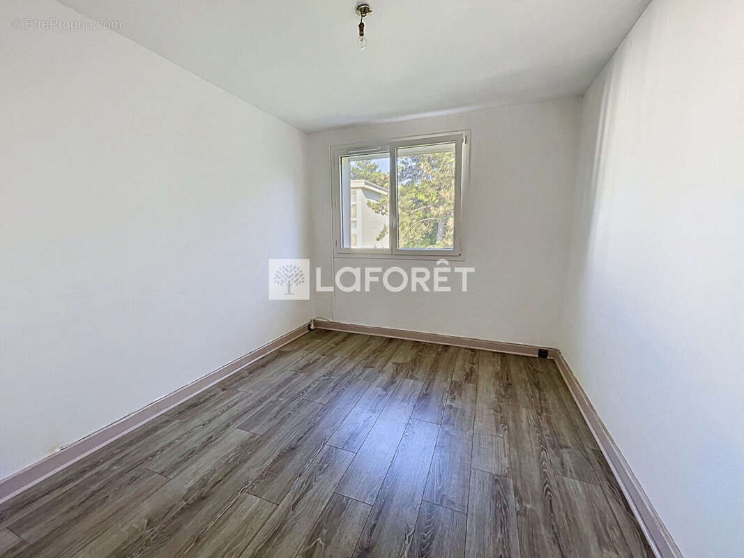 Appartement Saint Michel Sur Orge 4 pièce(s) 73 m2 - photo 4