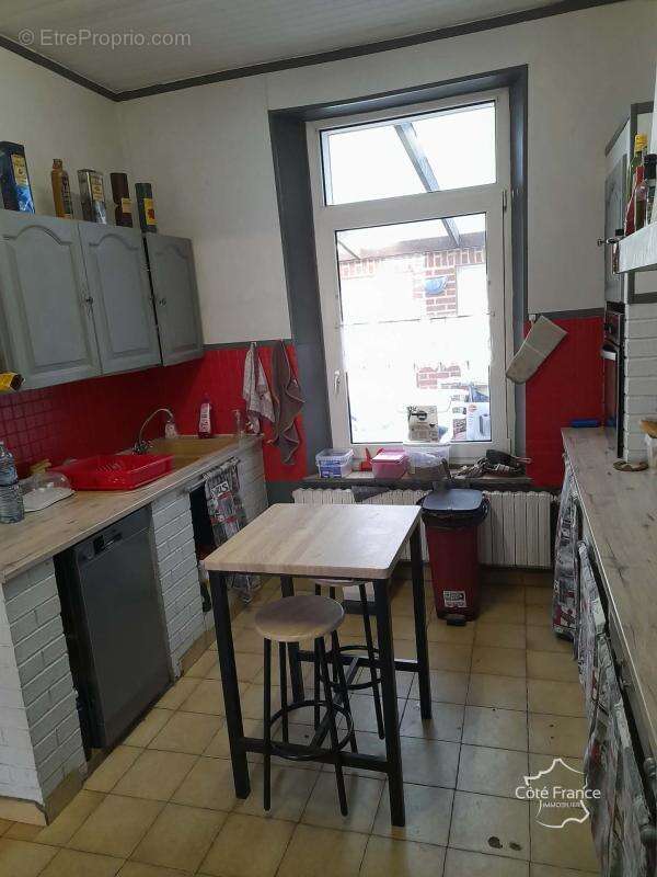 Maison à LA CAPELLE