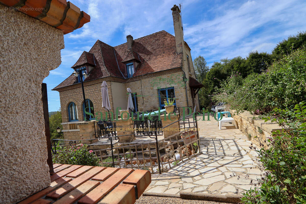 À 12 km de Sarlat grande maison Périgourdine face à la rivière Dordogne - photo 26