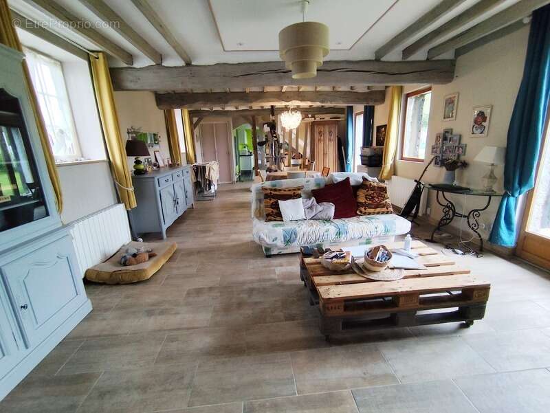 Maison à ETURQUERAYE