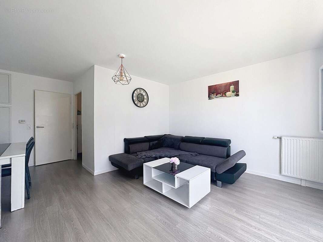 Photo 3 - Appartement à NEUILLY-SUR-MARNE