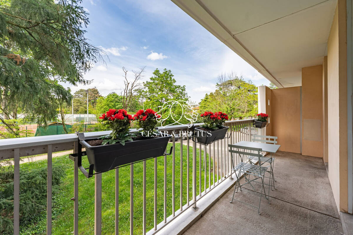 Appartement à LYON-9E