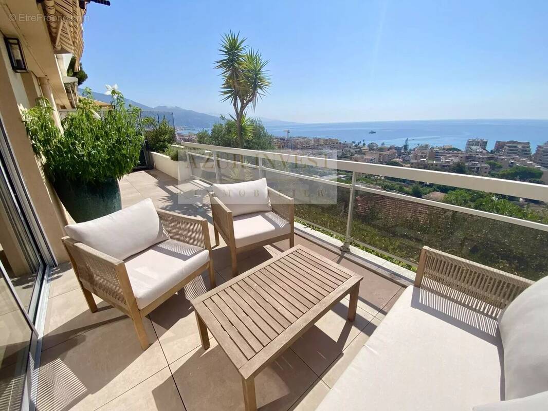 Appartement à ROQUEBRUNE-CAP-MARTIN