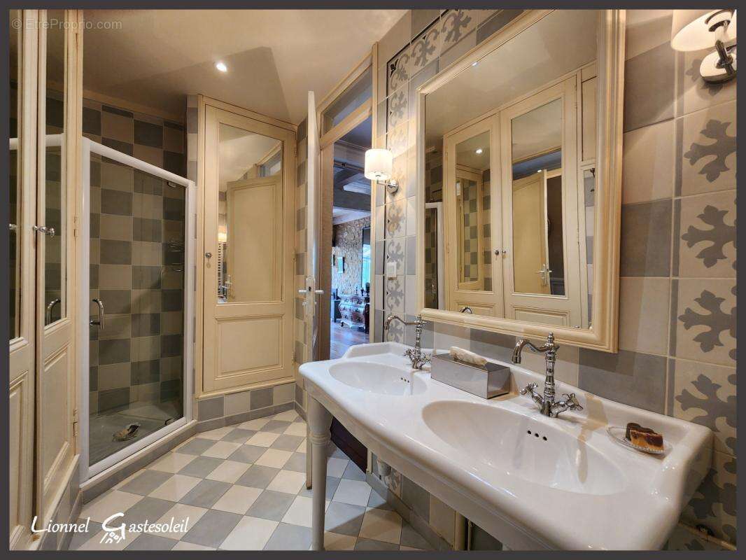 Maison de ville de caractère à vendre 3 à 4 chambres avec vue sur la Dordogne à SAINTE FOY LA GRANDE (33) - photo 12