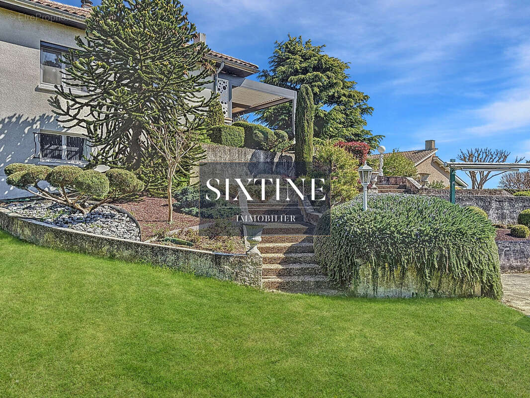 Maison à LES COTES-D&#039;AREY