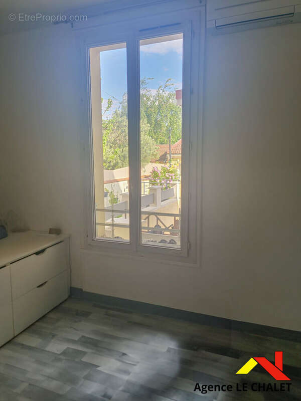 Maison à VILLENEUVE-LE-ROI