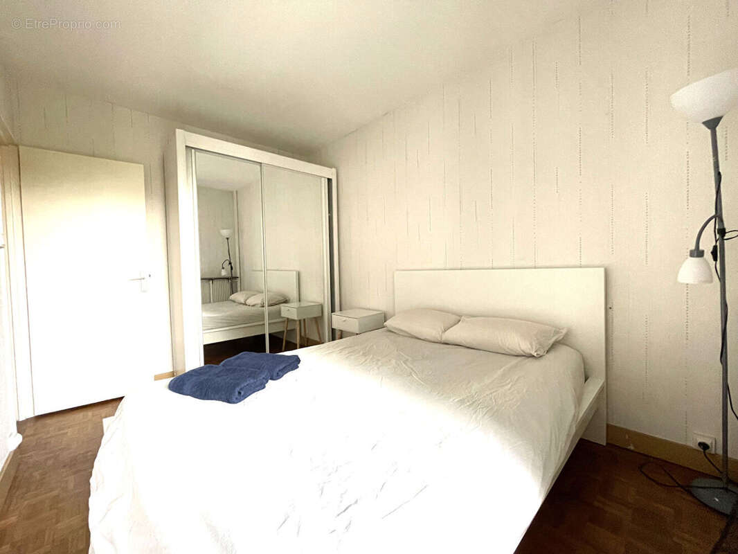 Appartement à FRESNES
