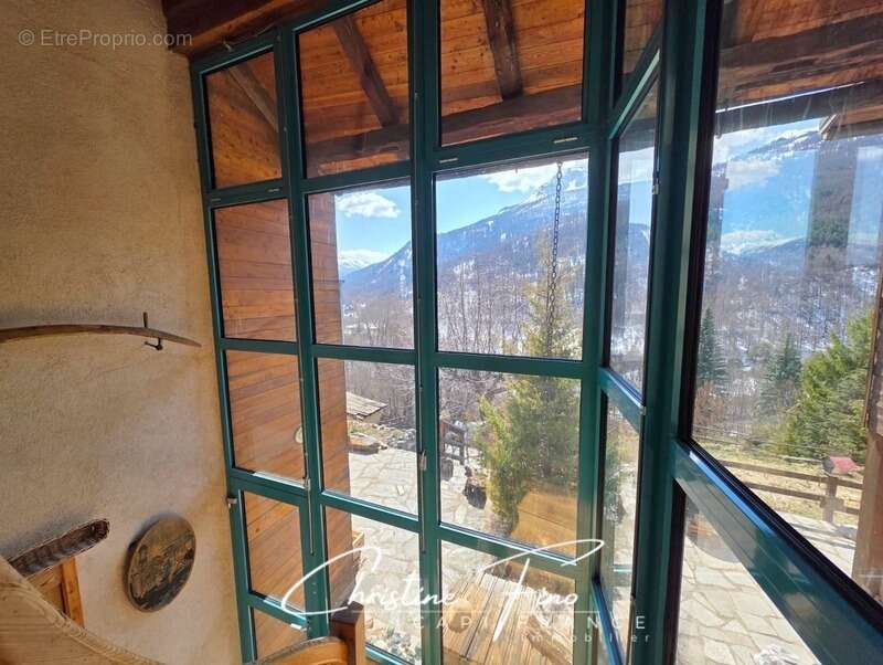 Maison à LA SALLE-LES-ALPES