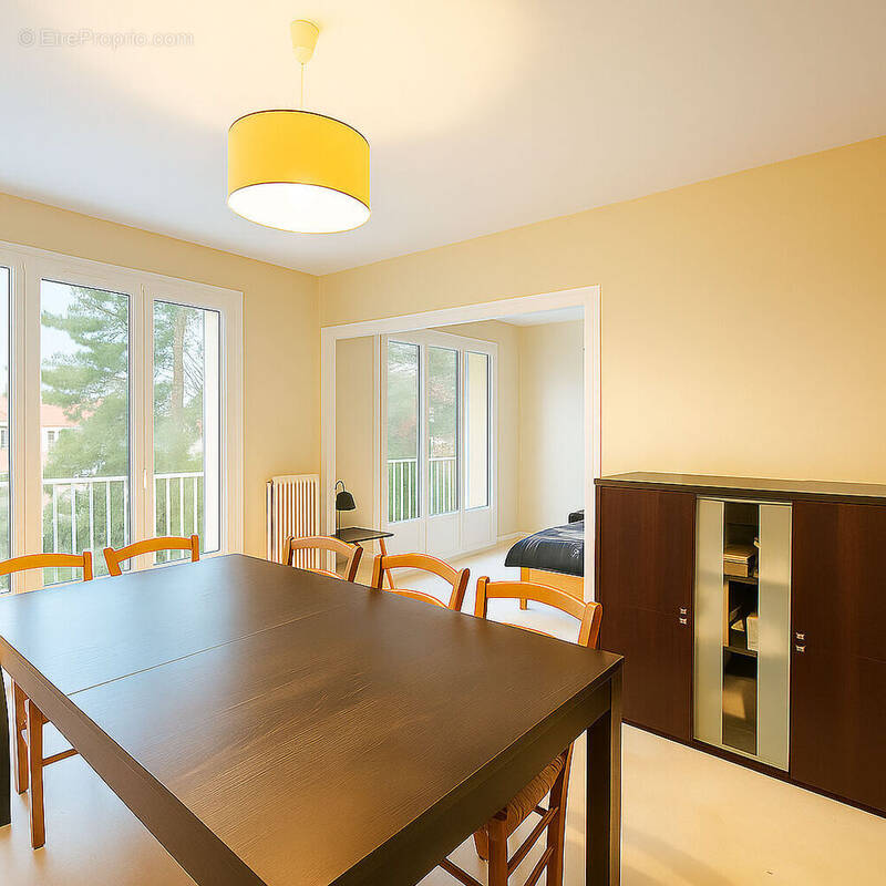 Appartement à RIORGES