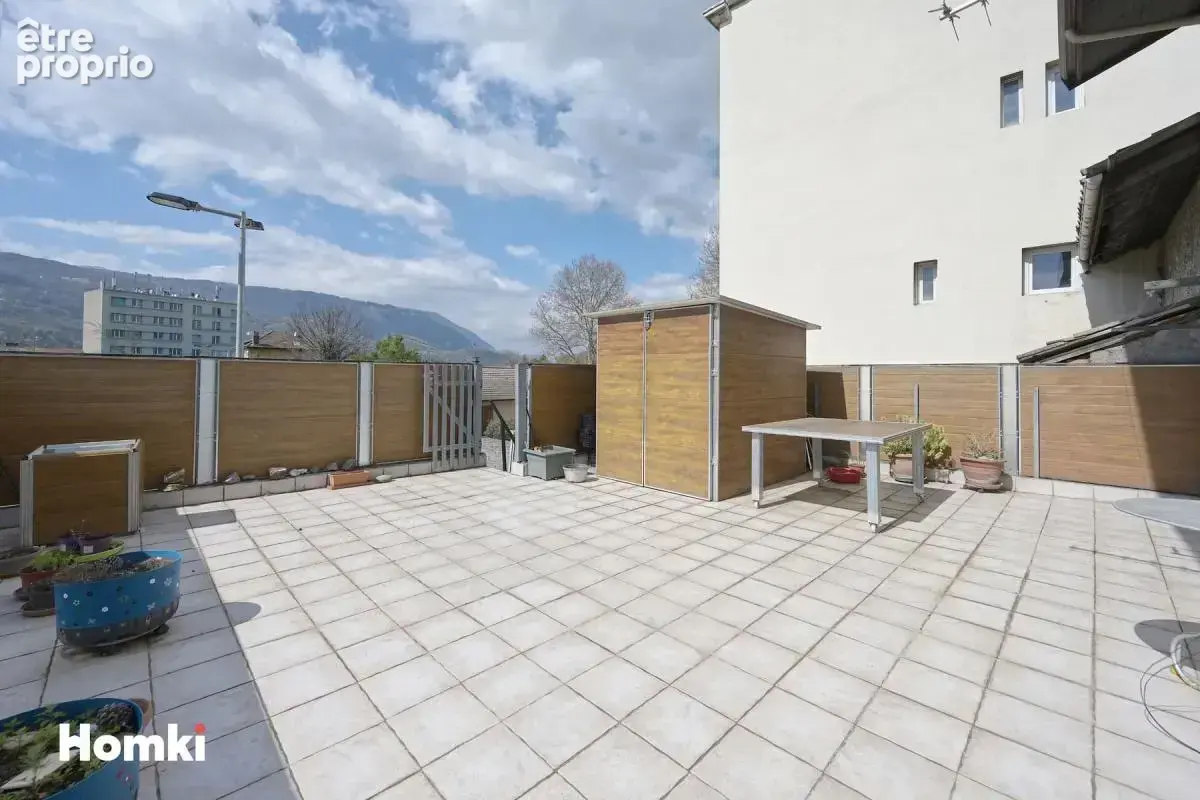 Maison de villesur 3 niveaux composée d’un T2 et d’un duplex T5 + cour, jardin, garage double avec fort potentiel – Échirolles s - photo 8