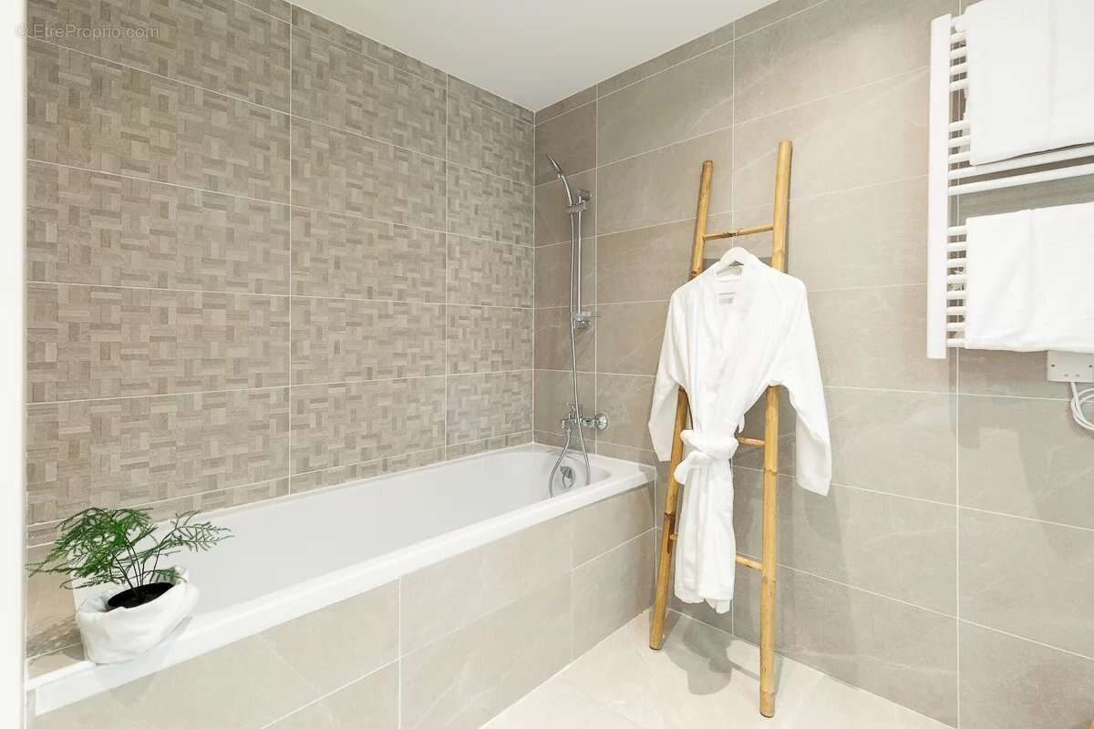 Appartement de 3 pieces rdj mouans-sartoux - photo 2