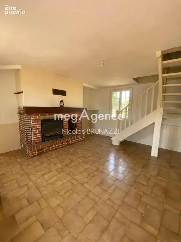 Maison normande de caractère avec dépendance et terrain de 1 900 m² - photo 4