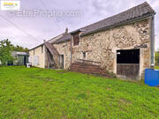 Maison à SAINT-MAURICE-MONTCOURONNE
