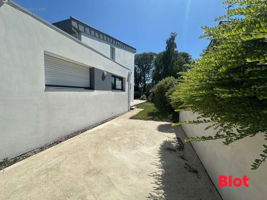 Maison à MEUCON