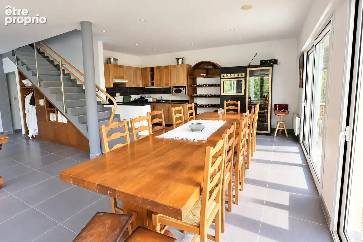 Réf. 1068A – Maison 7 pièces • Sous-sol • Piscine intérieure • Terrain 6 528 m² - photo 16