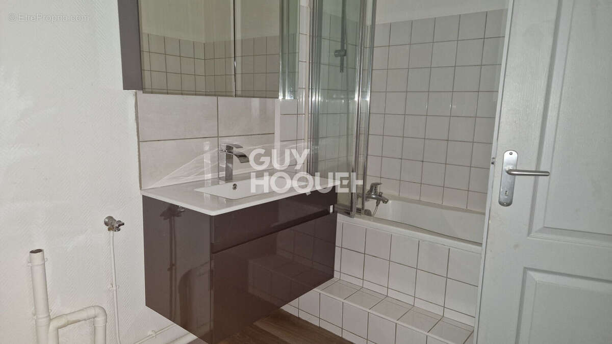 Immeuble Rougemont Le Chateau 7 pièces 170 m2 - photo 11
