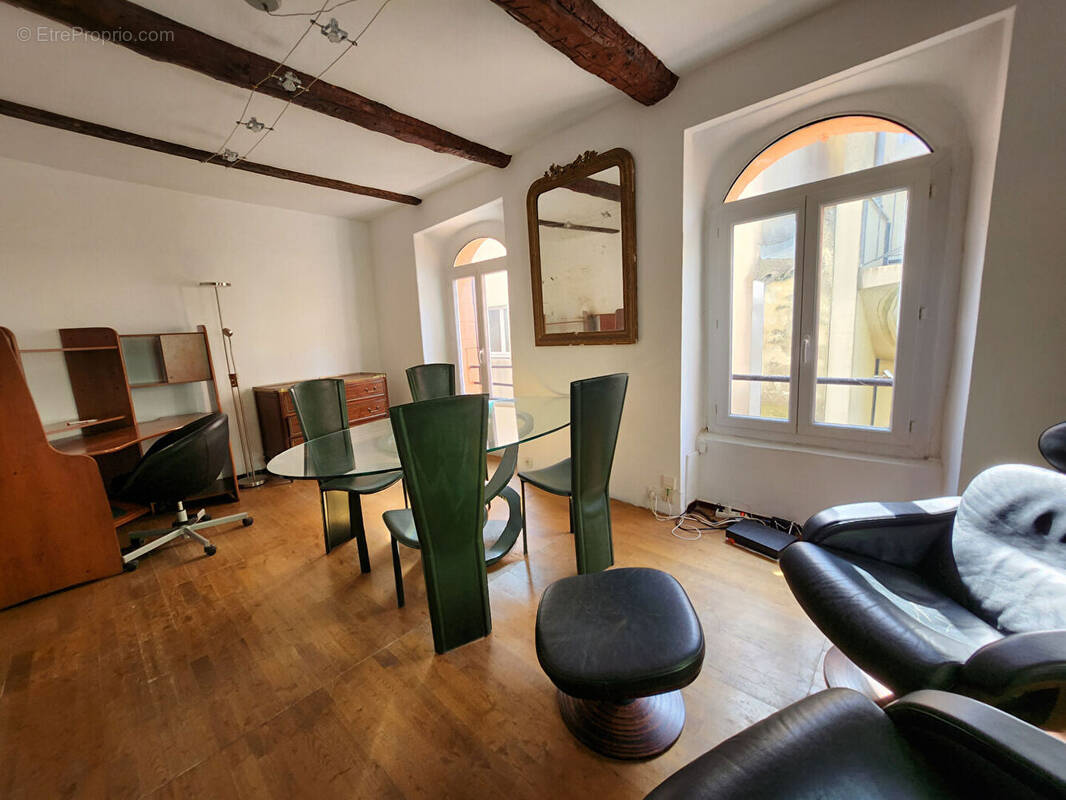 Maison à SAINT-SATURNIN-LES-AVIGNON