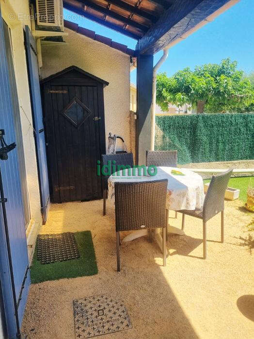 A voir Le Muy en impasse jolie maison F5 de 126m terrasse garage 250m terrain plat et clos 390000€ dpe b - photo 2