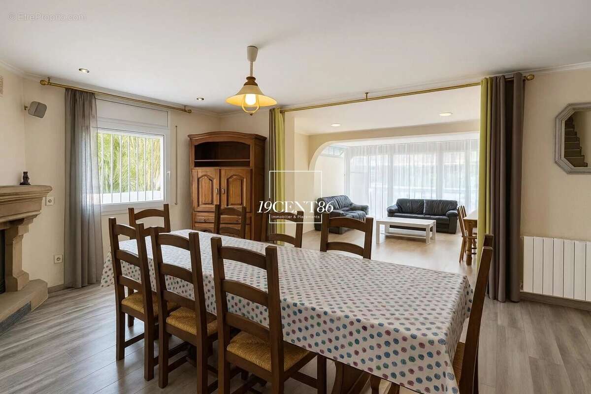 Maison à LE CHATEAU-D&#039;OLERON