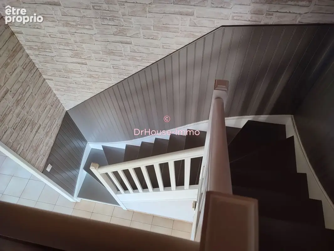 Maison 5 pièces 104 m² à vendre à Sainte-Croix-Sur-Mer (14480) - photo 26
