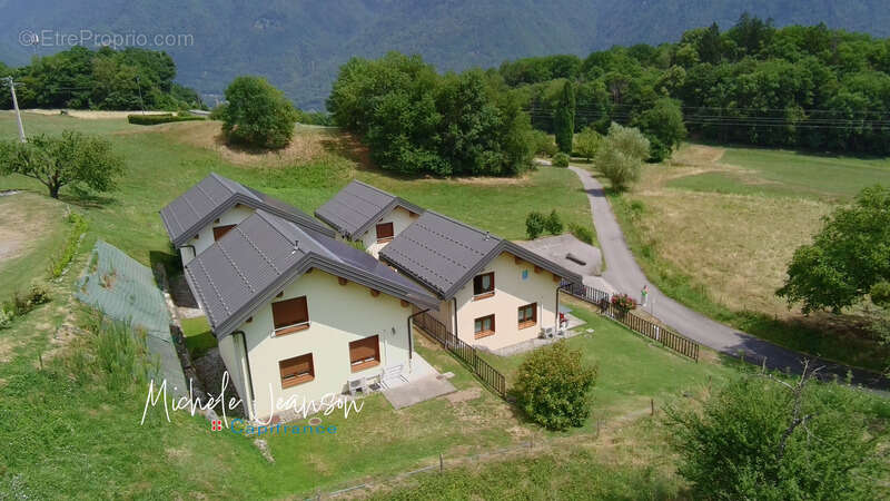 Maison à vendre 3 pièces SAINT GEORGES D'HURTIERES (73) - photo 2