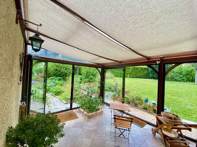 Maison à THOIRY