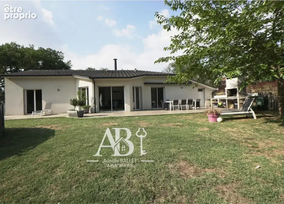Contemporaine de plain pied -101 m2- finitions soignees - photo 2