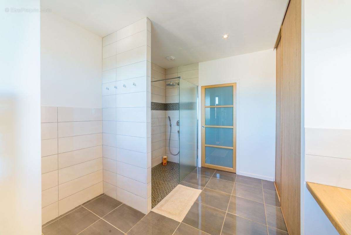 Maison à LENTILLAC-SAINT-BLAISE