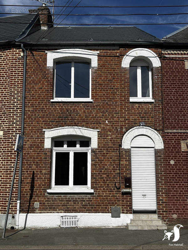 Maison à WALINCOURT-SELVIGNY