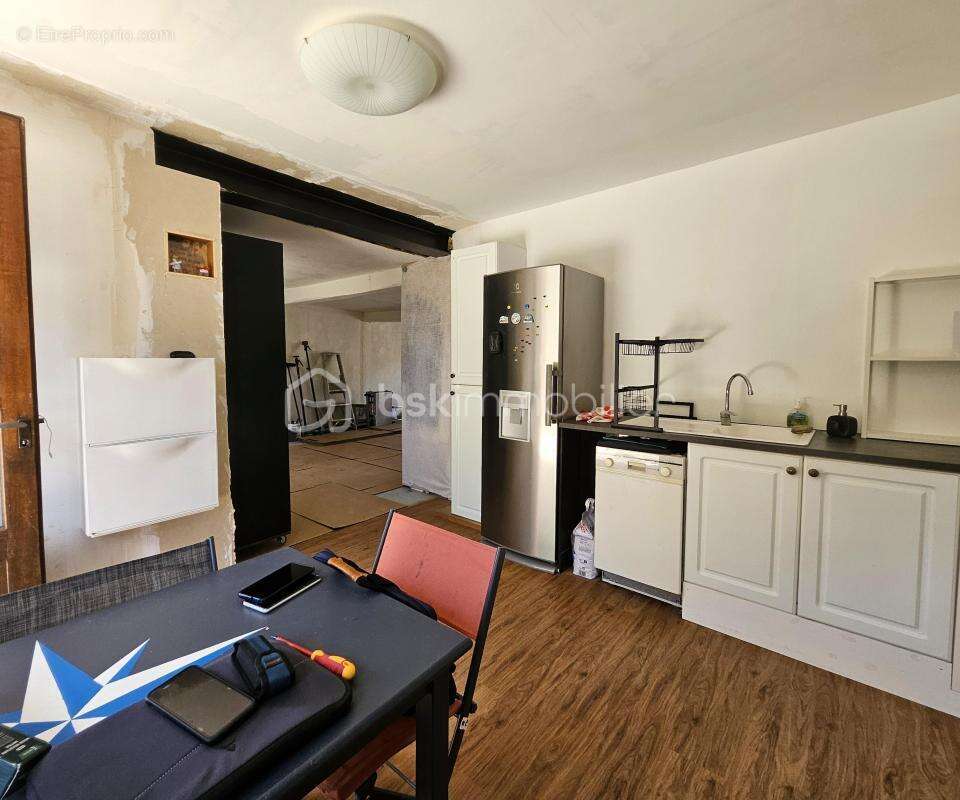 Maison au coeur de LA-CROIX-DU-PERCHE (28480) - photo 4