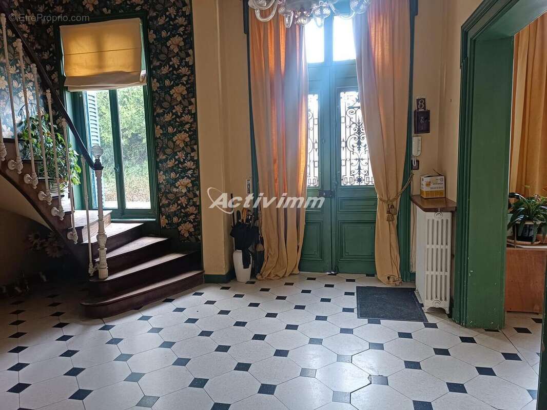 4260 51 - Maison à HESDIN